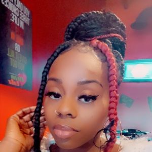 Meet your Posher, Raven